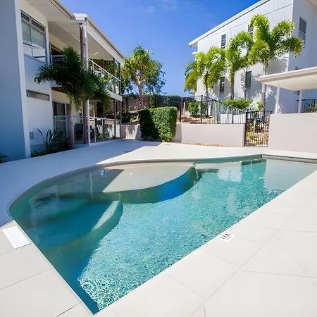 Dolphin Court - 4 Bedroom Apartment With Pool Agnes Water Exterior foto
